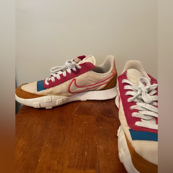 Wmns Waffle Racer 2X - Picture 4 of 6